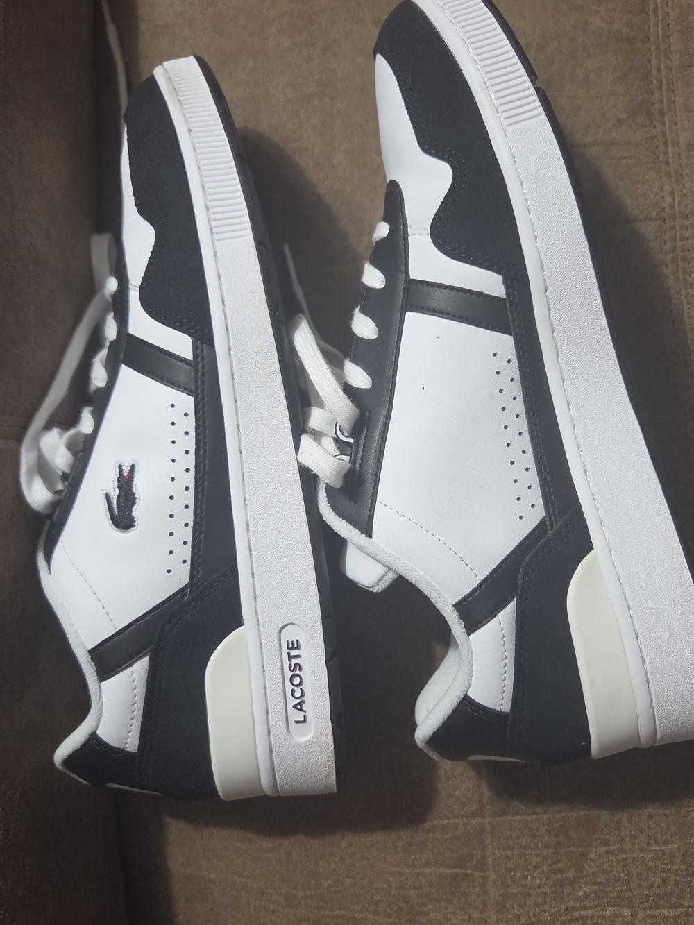 Lacoste Men's White and Black Tennis Sneakers